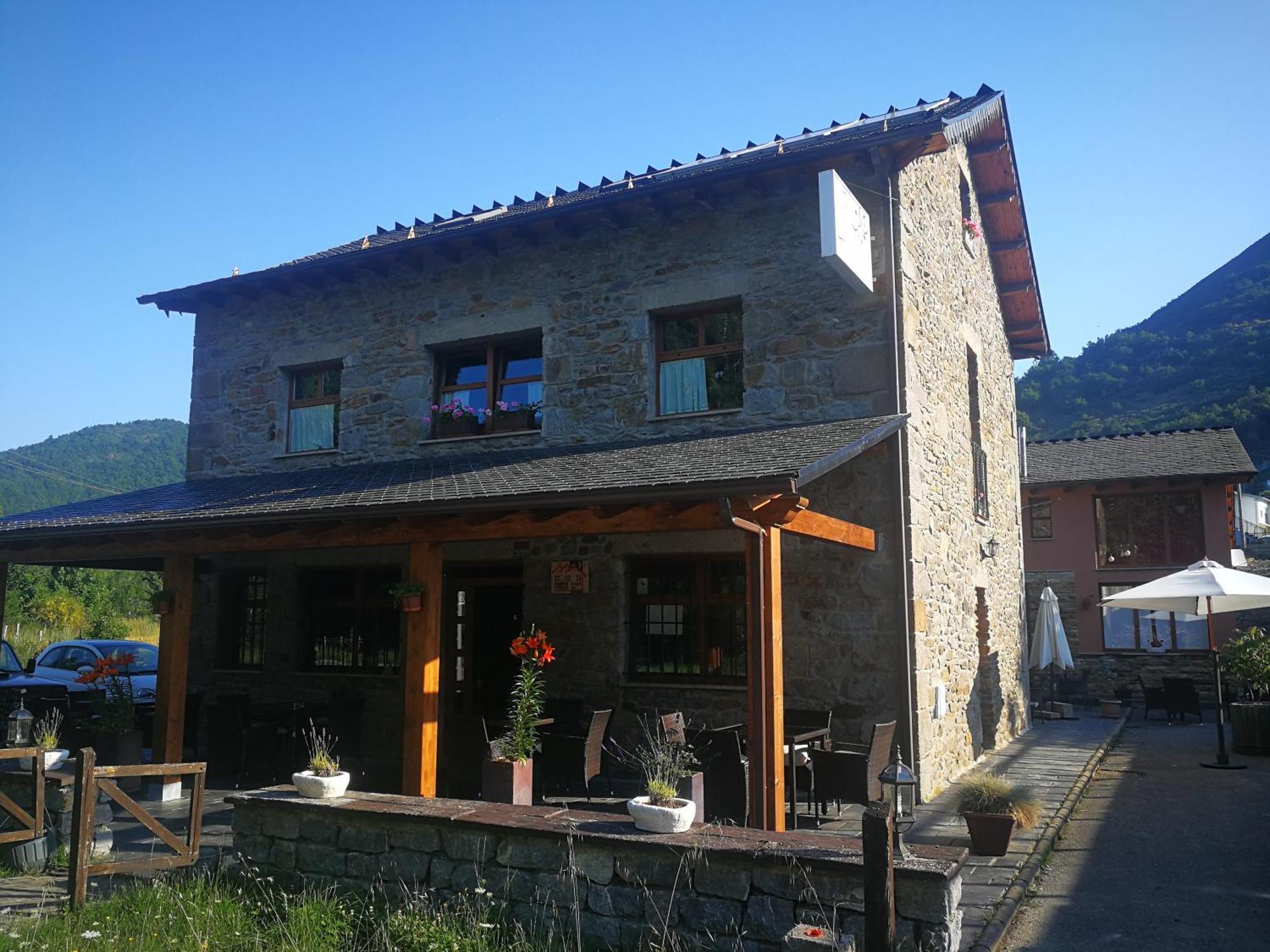 Hotel Rural La Campanona Villager de Laciana Exterior photo